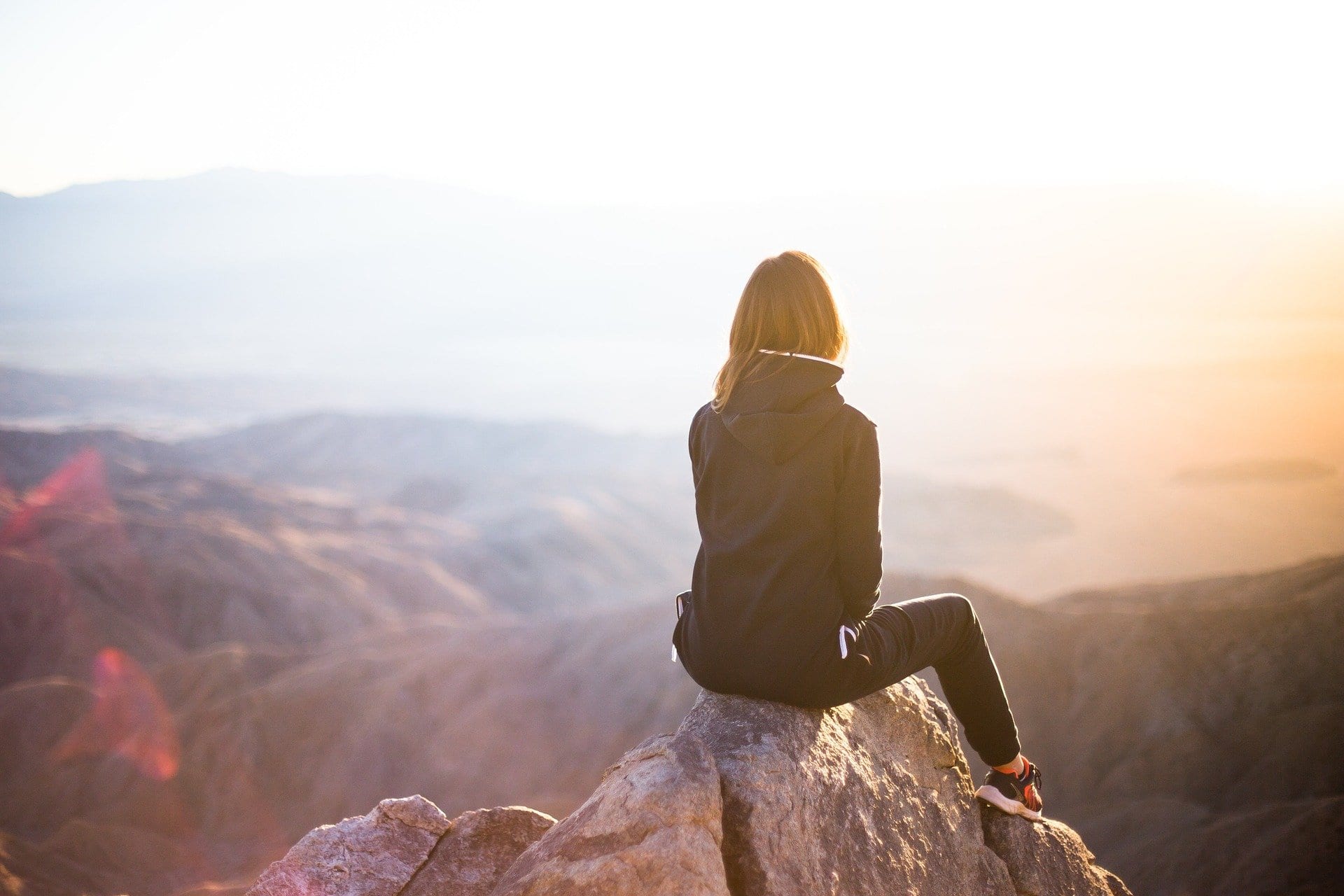 What is a digital nomad? 10 frequently asked questions