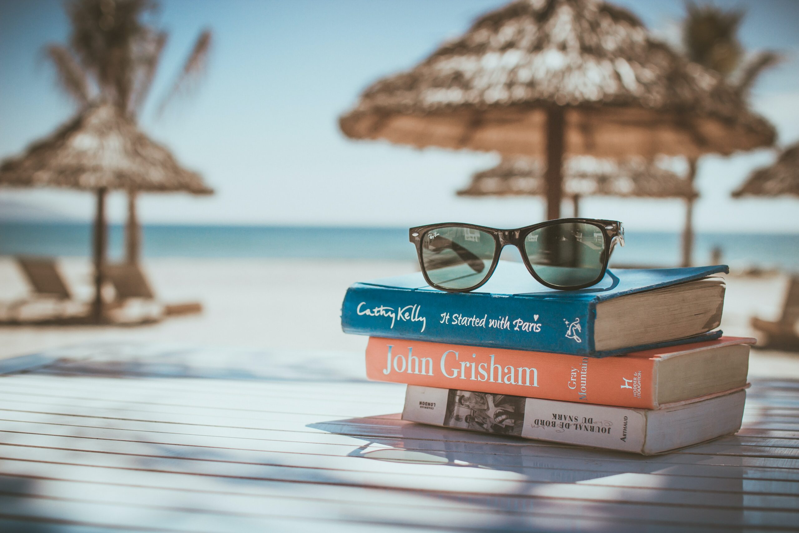 How to Manage Time-off and Public Holidays for Your Remote Team