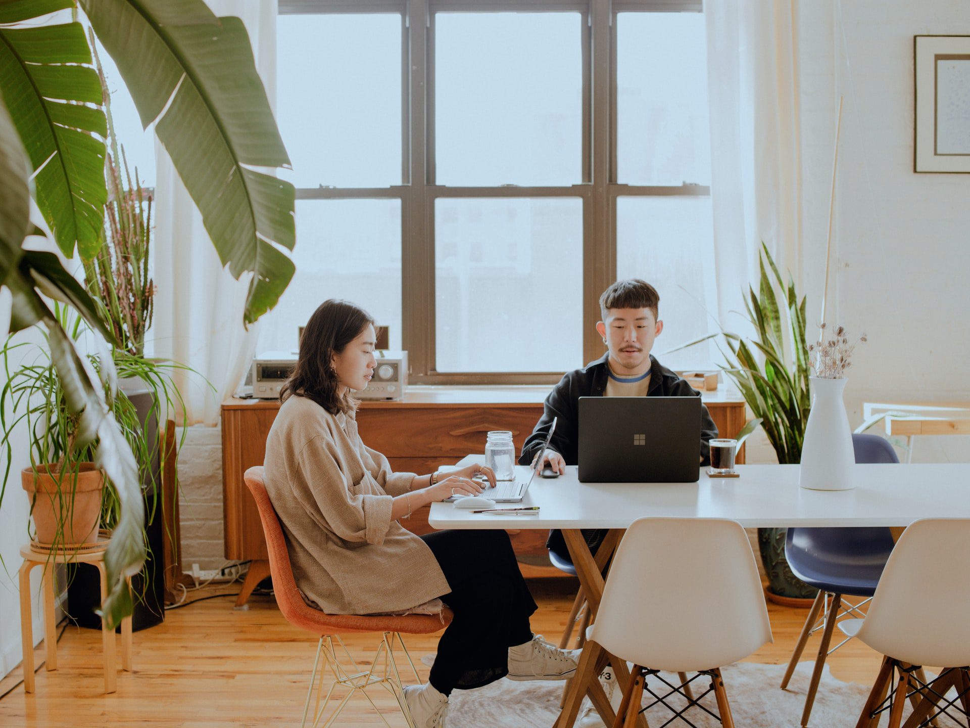 Remote Working in 2022: 10 Trends to Look After