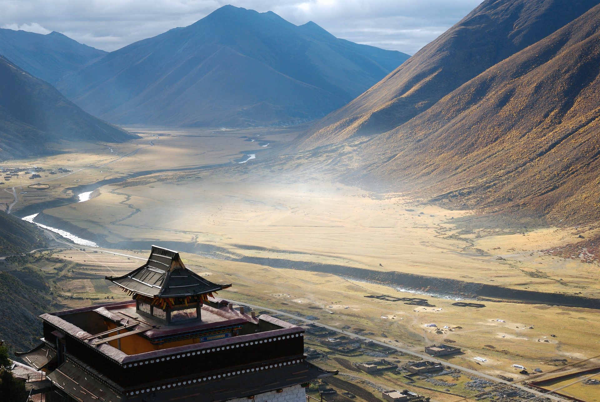 How to Digital Detox on Vacation & Best Places to Visit for A Digital Detox