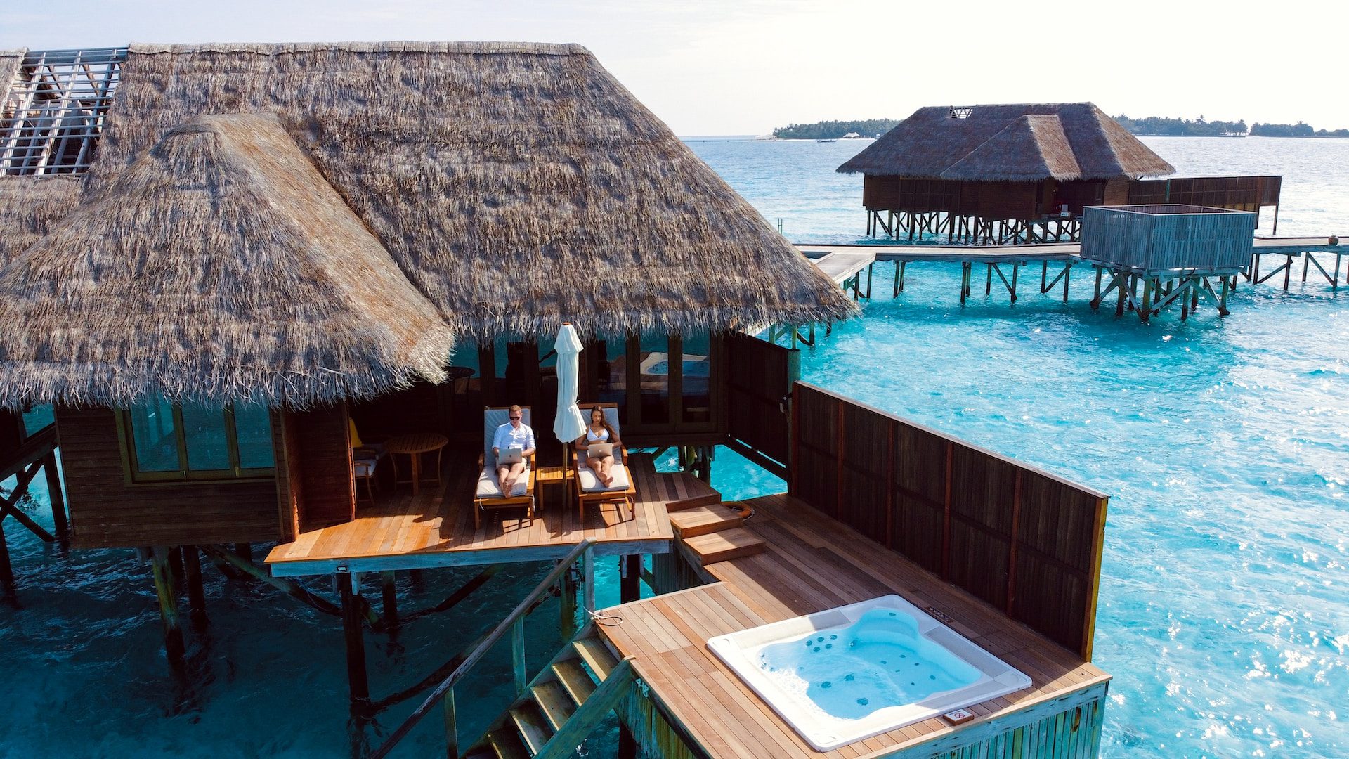 Insights From Flatio 2023 Report: 24% Of Digital Nomads Settle After 5 Years