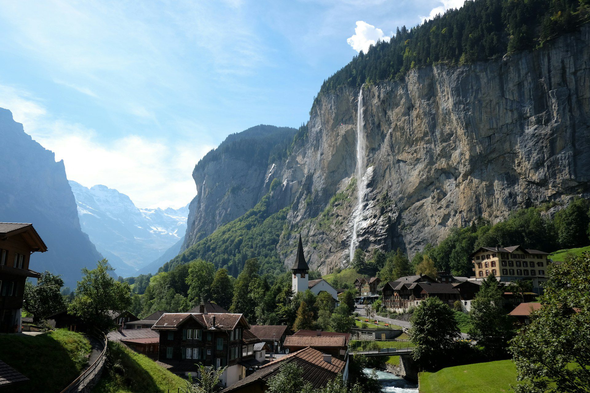 Discover the Benefits of Staying in the Swiss Alps in the Off-Season