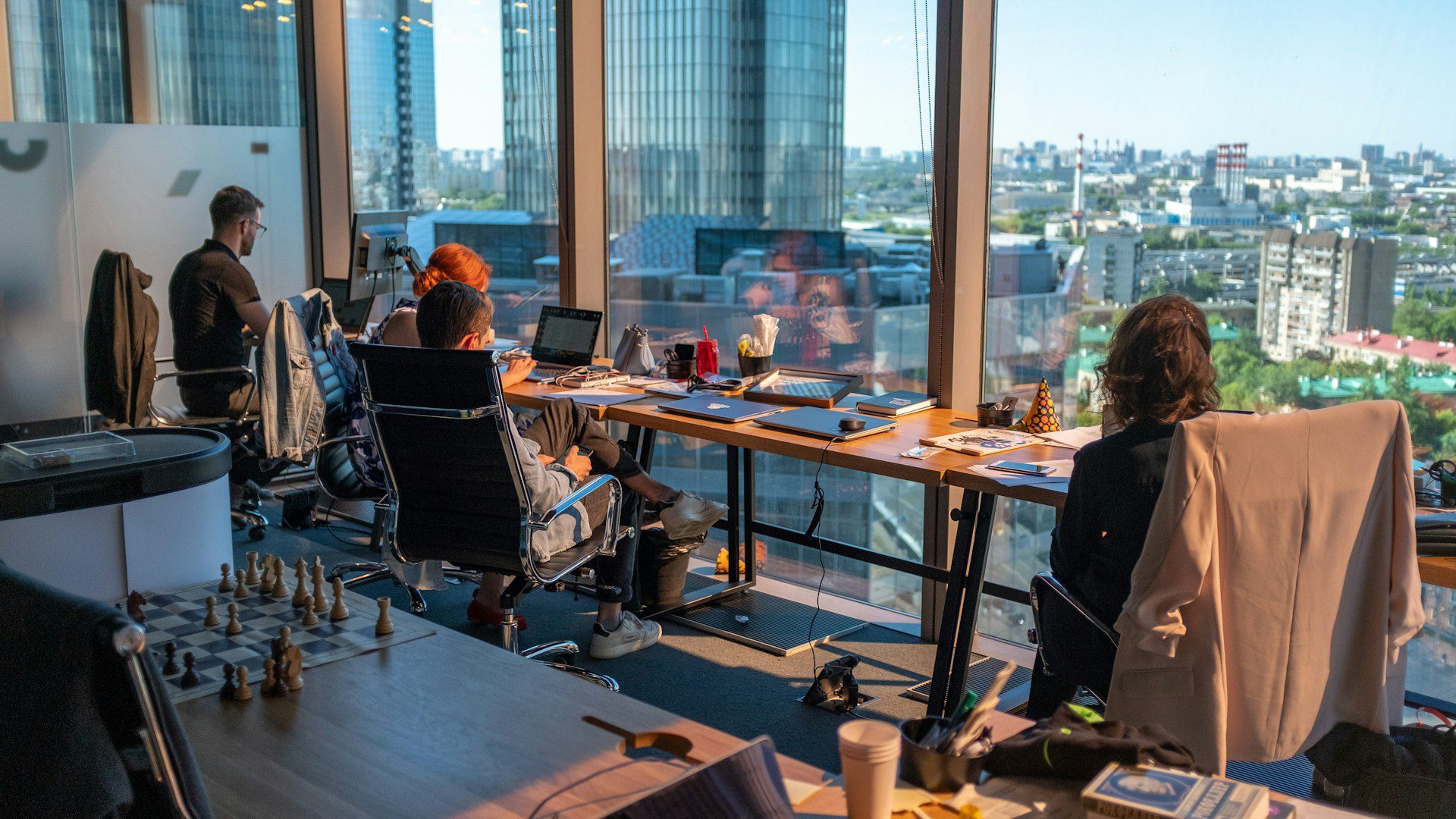 Managers vs Employees: Clash of Perspectives on Remote Work