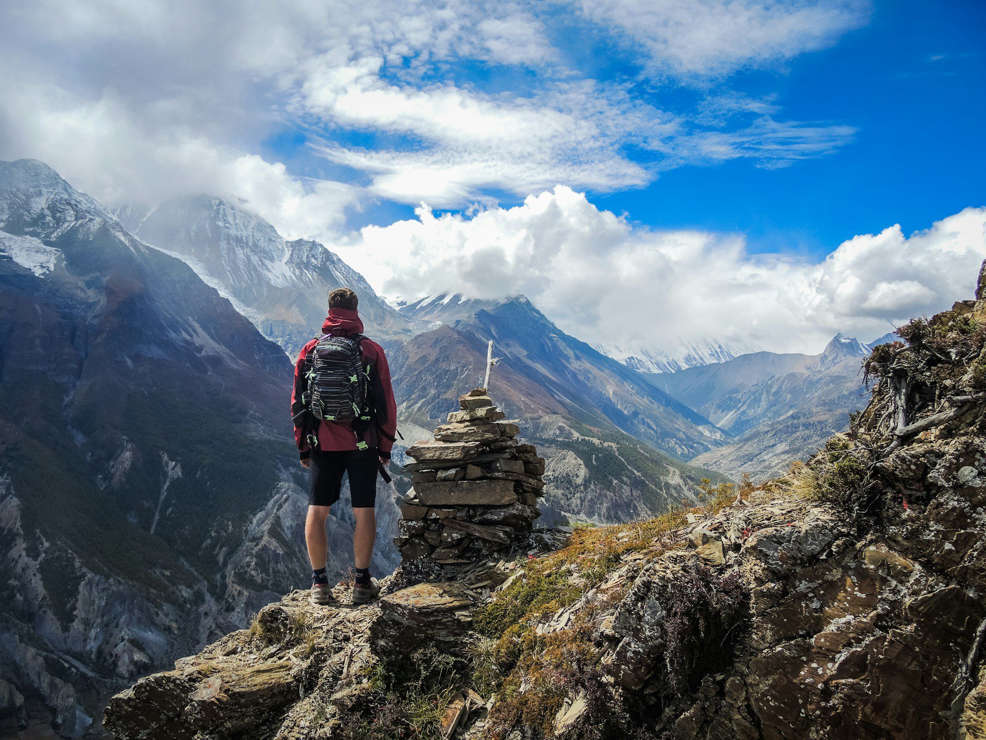 Are Digital Nomads Really Homeless?