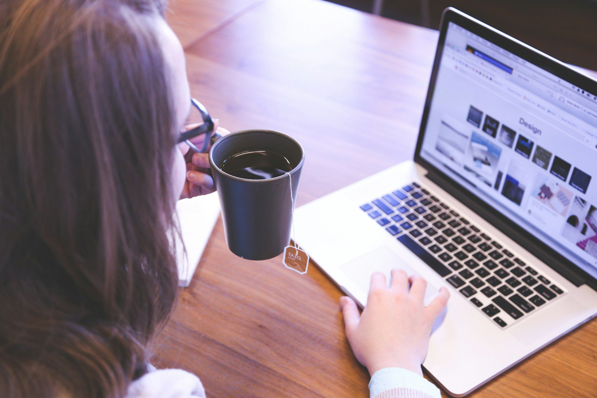 Best Laptops for Digital Nomads in 2024