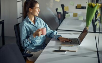 Hybrid Employees and Workations: What You Need to Know