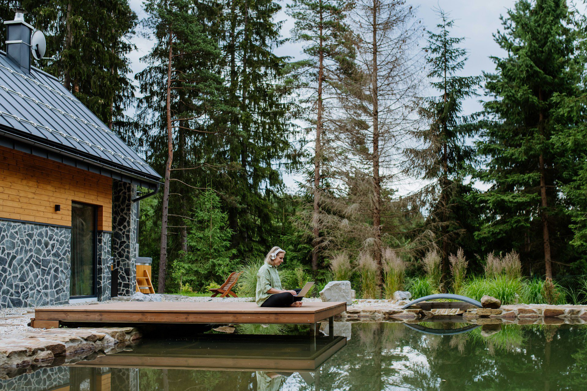 6 Best Digital Nomad Jobs for Beginners