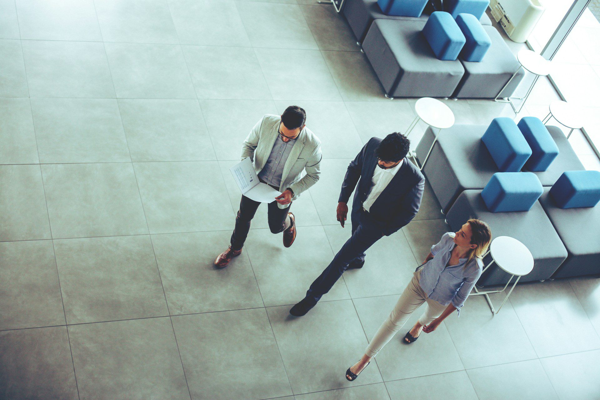 Major Companies Call Employees Back to the Office: What Could the Consequences Be?