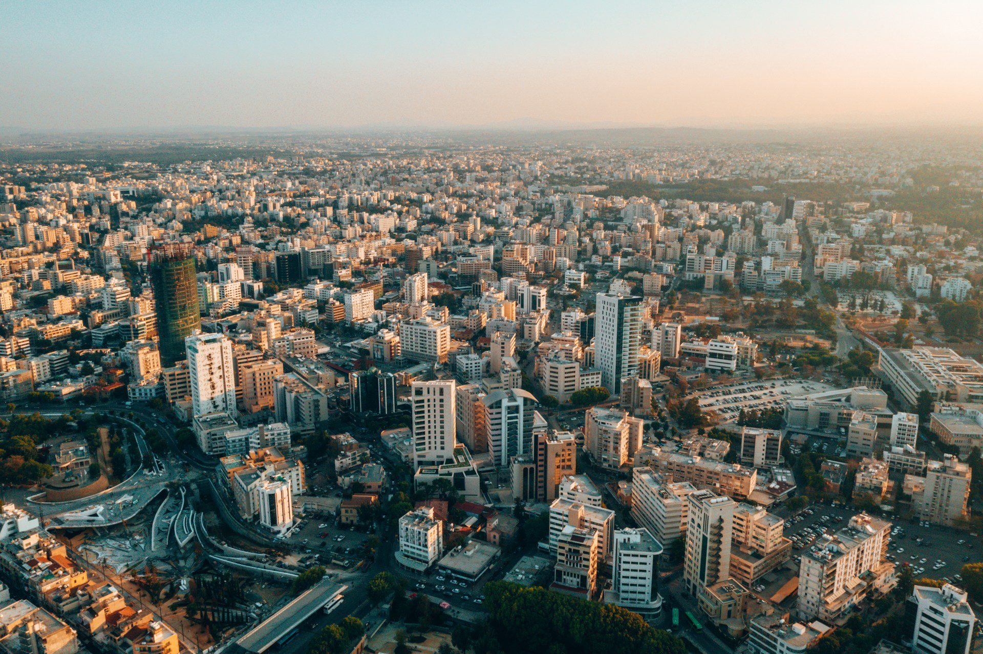 This Insurance Company Lists the Top 10 Digital Nomad Cities