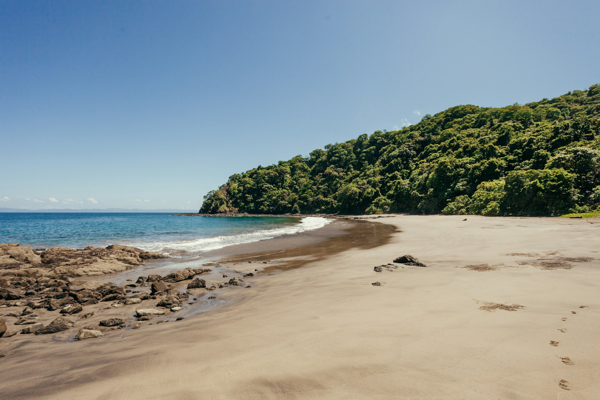Why Off-Season Is the Best-Kept Secret in Remote Work Travel