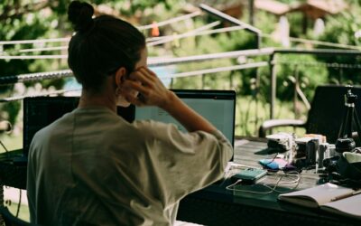 Best Travel Gear for Remote Workers: The Ultimate Portable Setup Guide